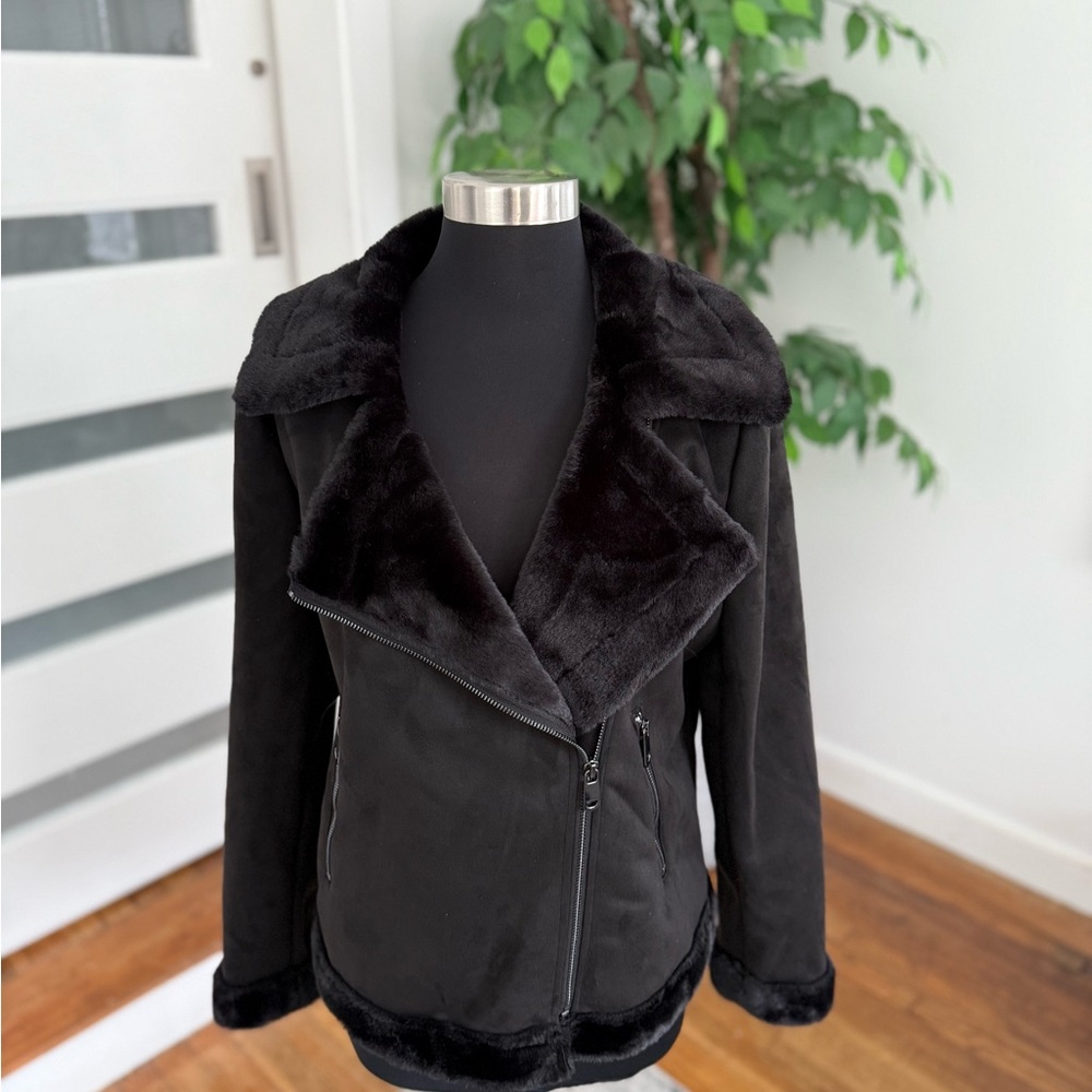 Solitaire Black Faux Suede and Faux Fur
Moto Jacket SZ L